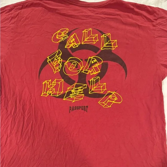 XL Passport Brand T-Shirt - Picture 2 of 2